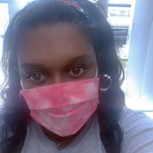 Meet your Posher, Nikki